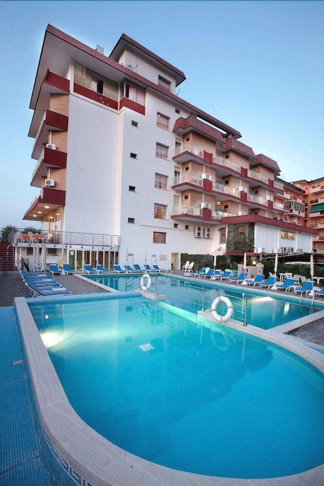 Gallia Club Hotel Cesenatico Exteriér fotografie